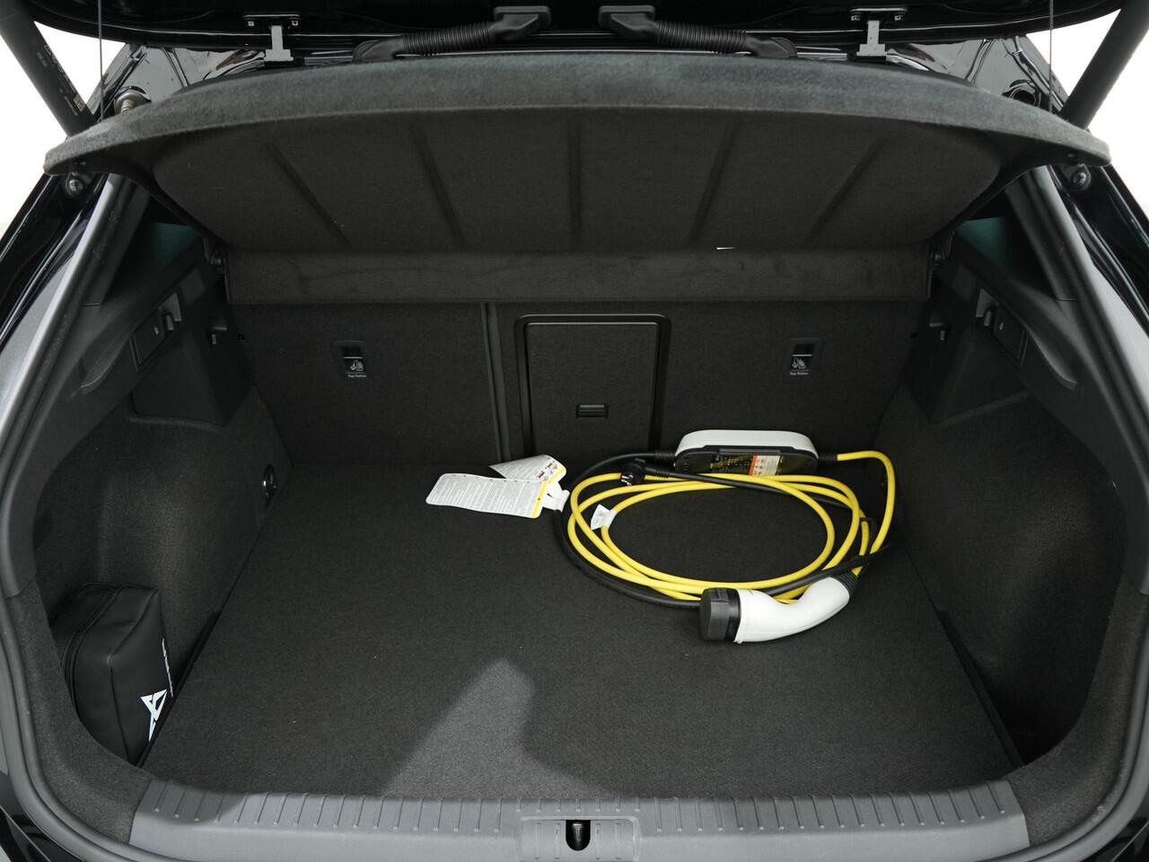 Cupra Formentor 1.4 e-Hybrid VZ 245PK Performance | Carplay | Camera | Leder