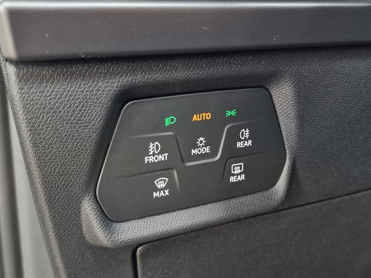 Cupra Formentor 1.5 TSI 150pk DSG/AUT MHEV facelift Wegklapbare trekhaak, Panoramadak, Winterpakket