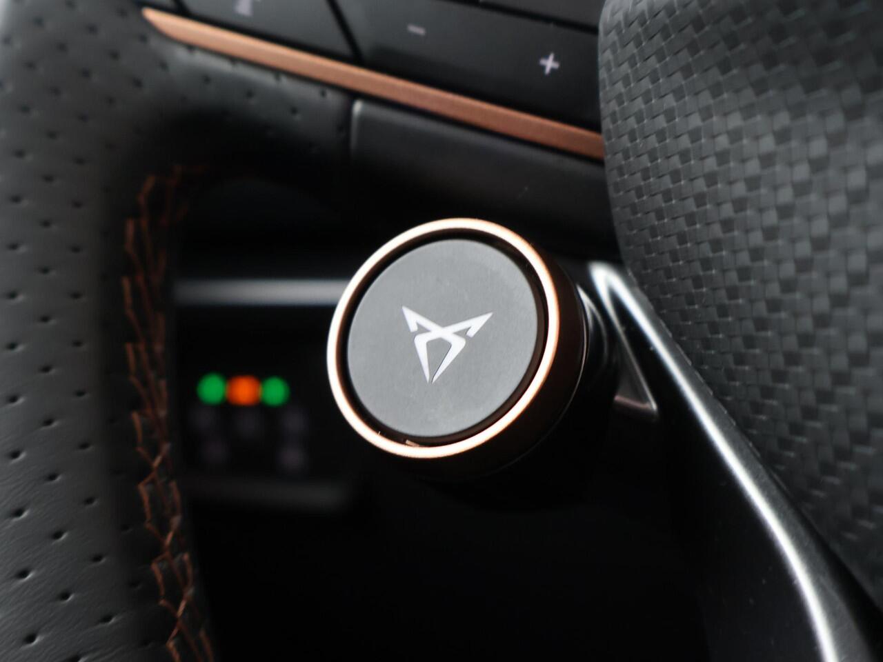 Cupra Formentor 1.5 TSI e-Hybrid VZ Performance | 272 PK | SoH 100% | Panoramadak | Matrix LED | Adaptive cruise control | Apple Carplay/Android Auto |