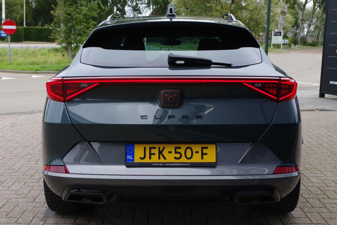 Cupra Formentor 1.4 TSI e-Hybrid 204 PK Essential, Climate Control, Sfeerverlichting, Carplay