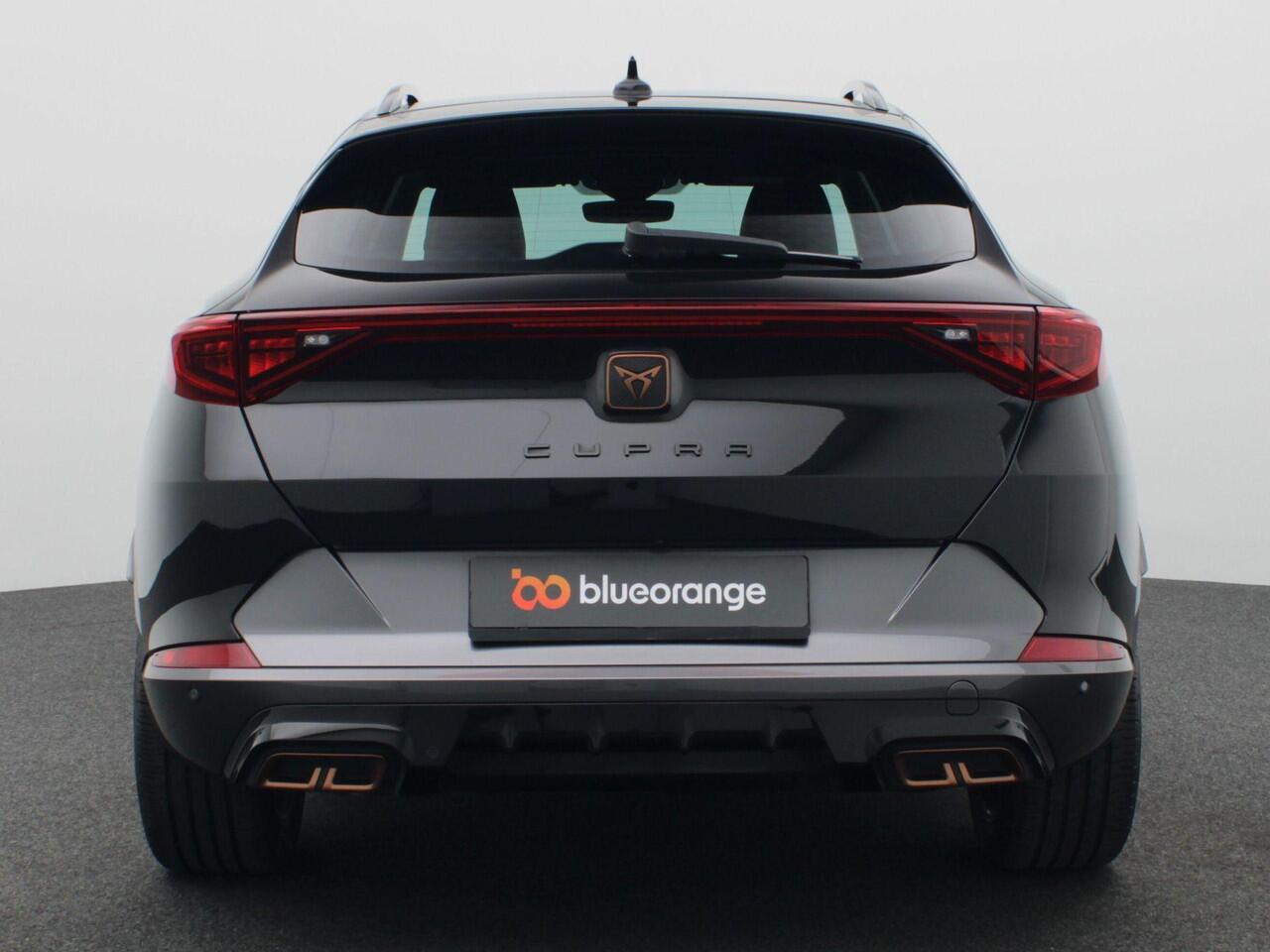 Cupra Formentor 1.4 e-Hybrid Business 204PK DSG Elektr. Achterklep, Keyless, Full led, Stuur-stoelverwarming, 18" LM Velgen, Adaptive Cruise Control