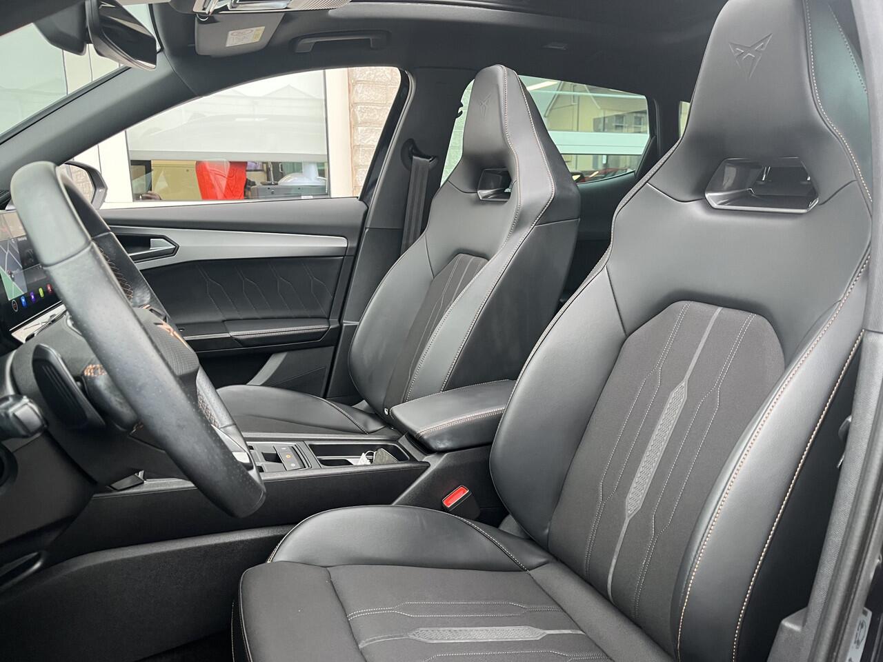 Cupra Formentor 1.4 e-Hybrid Performance / AUTOMAAT/ PANO/ ELEKTR. STOEL/ KEYLESS/ NAVI/ LED/ PARK. SENSOREN + CAMERA/ ADAPT. CRUISE/ CLIMA/ FULL LINK/ STOEL-STUUR VERWARM.