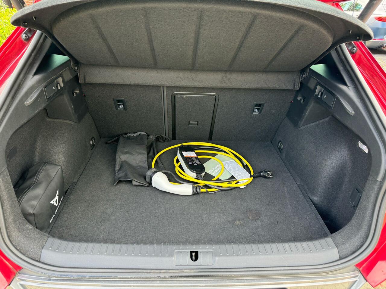 Cupra Formentor 1.4 e-Hybrid VZ Performance 245 Pk cruise, navi, camera