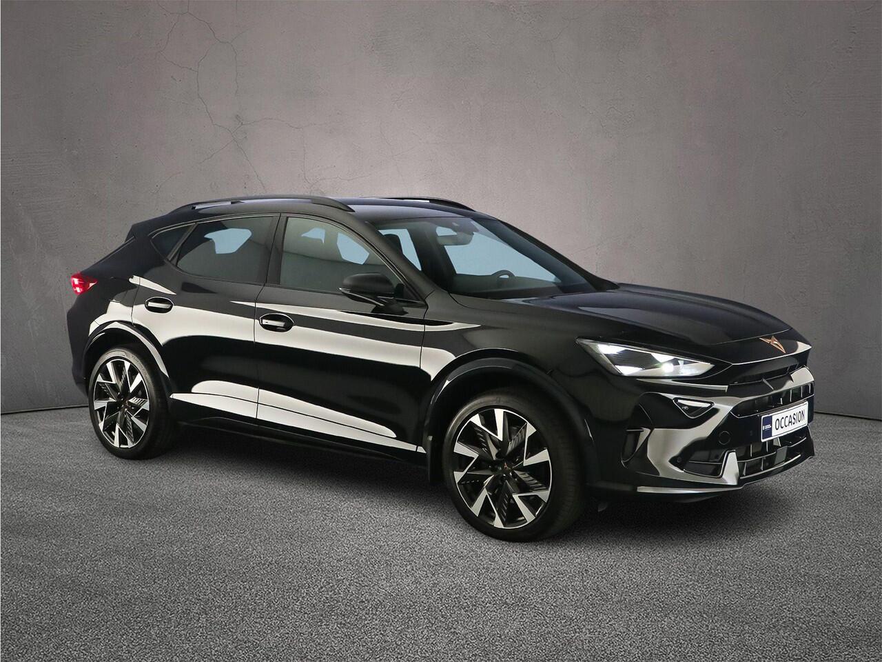 Cupra Formentor VZ Performance 1.5 TSI e-Hybrid 272pk DSG Automaat Trekhaak, Adaptive cruise control, Achteruitrijcamera, Elektrische achterklep, Stuurwiel verwarmd