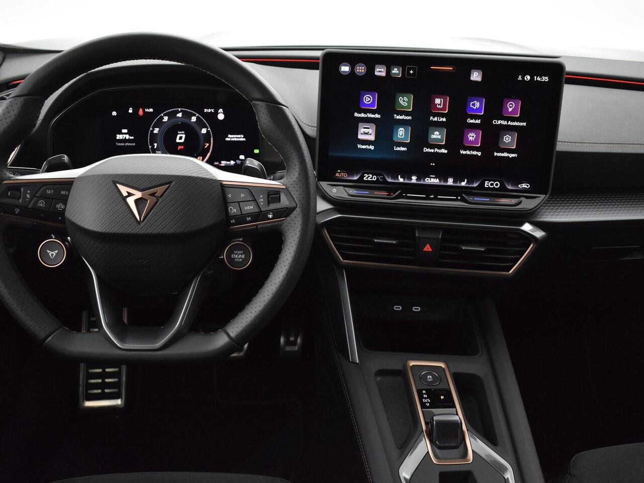 Cupra Formentor 1.5 Tsi 272pk DSG e-Hybrid VZ Performance · Apple/Android Car Play · Camera · Elek. Trekhaak · Elek. Achterklep · Elek. Bestuurdersstoel · 19'' Inch · Garantie t/m 26-01-2028 of 90.000km