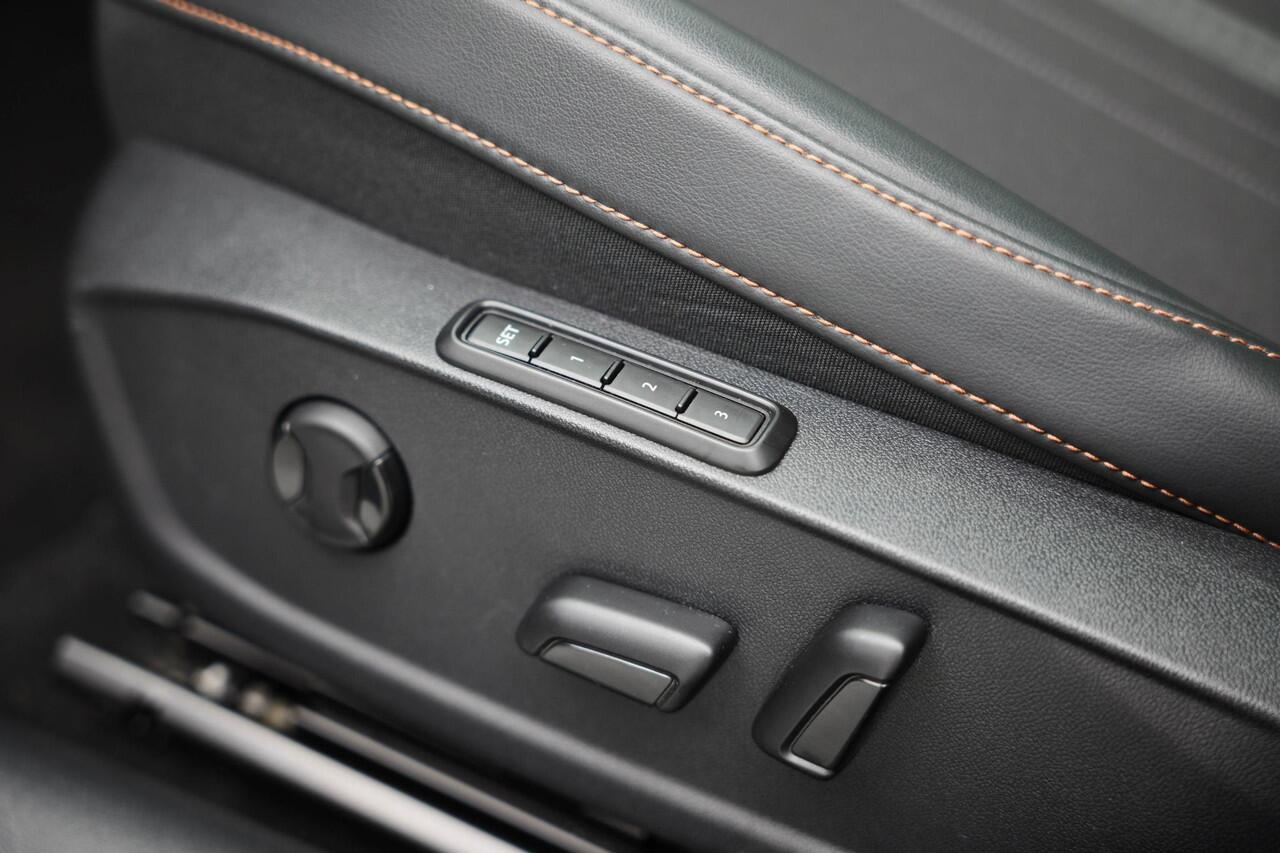 Cupra Formentor 1.4 e-Hybrid VZ Performance |Pano|Buttons|Memory|Dodehoek|Ambient|