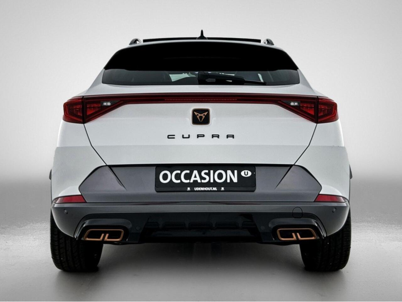 Cupra Formentor 1.4 TSI eHybrid 245pk PHEV VZ Performance / Panoramadak / Adaptive Cruise / Leer