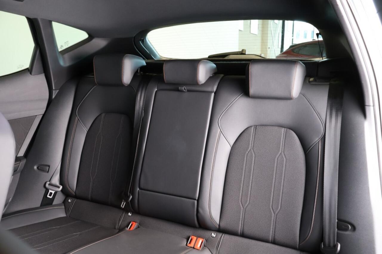 Cupra Formentor 1.5 TSI e-Hybrid Business - Standkachel - Parkeercamera - Adapt.Cruise