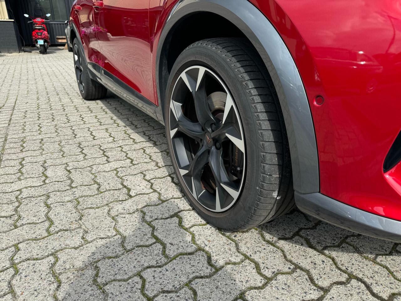 Cupra Formentor 1.4 e-Hybrid VZ Performance 245 Pk cruise, navi, camera