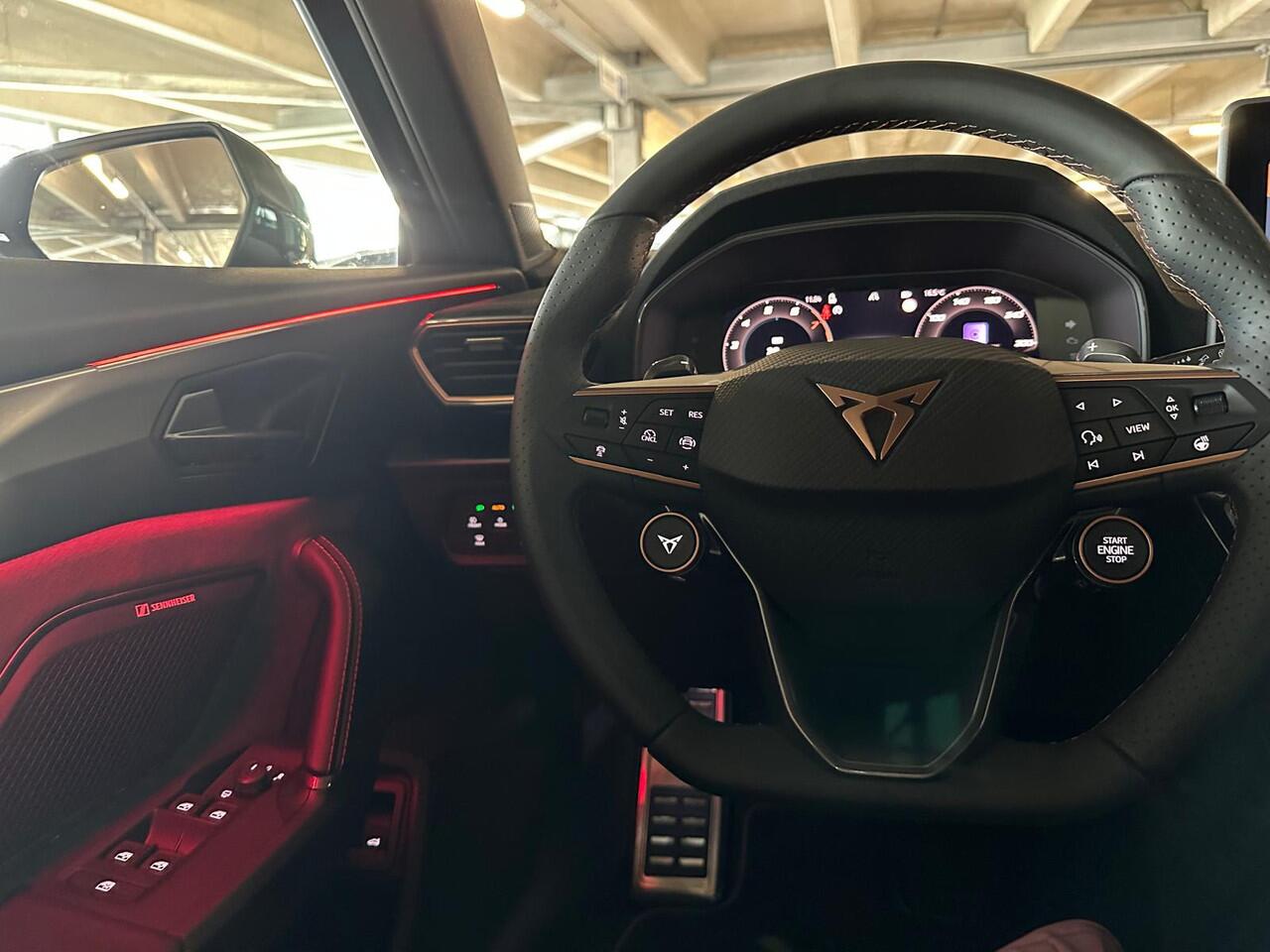 Cupra Formentor 1.5 TSI e-Hybrid VZ Performance Panoramisch schuif/kanteldak Matrix LED / Sennheiser / Wegklapbare Trekhaak