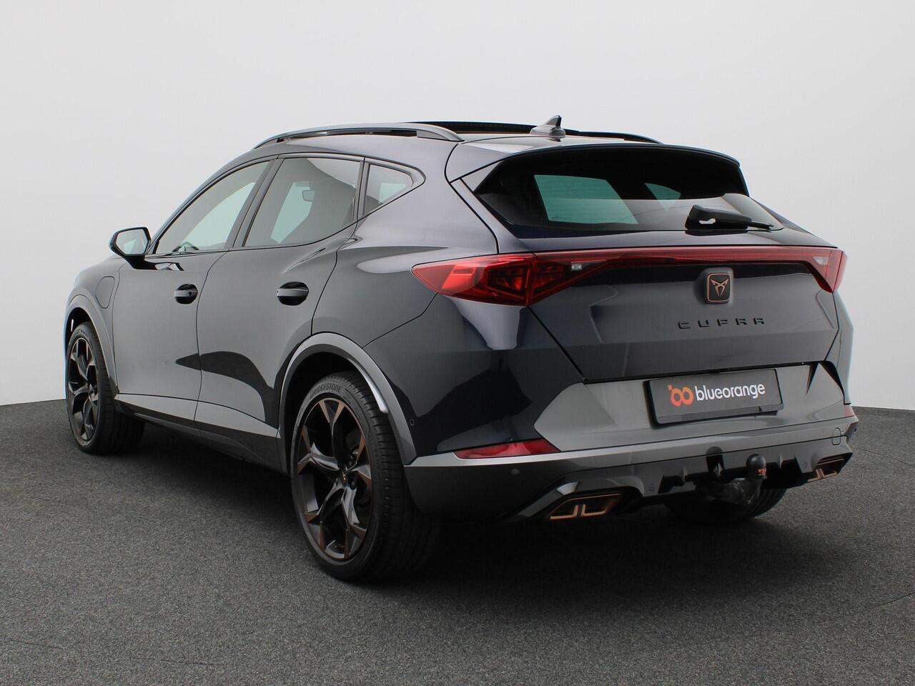 Cupra Formentor 1.4 e-Hybrid VZ Performance 245PK DSG Trekhaak, elektr. achterklep, Achteruitrijcamera, Keyless, Side Assist, Stoel-Stuurverwarming, Panoramadak, 19" LM Velgen