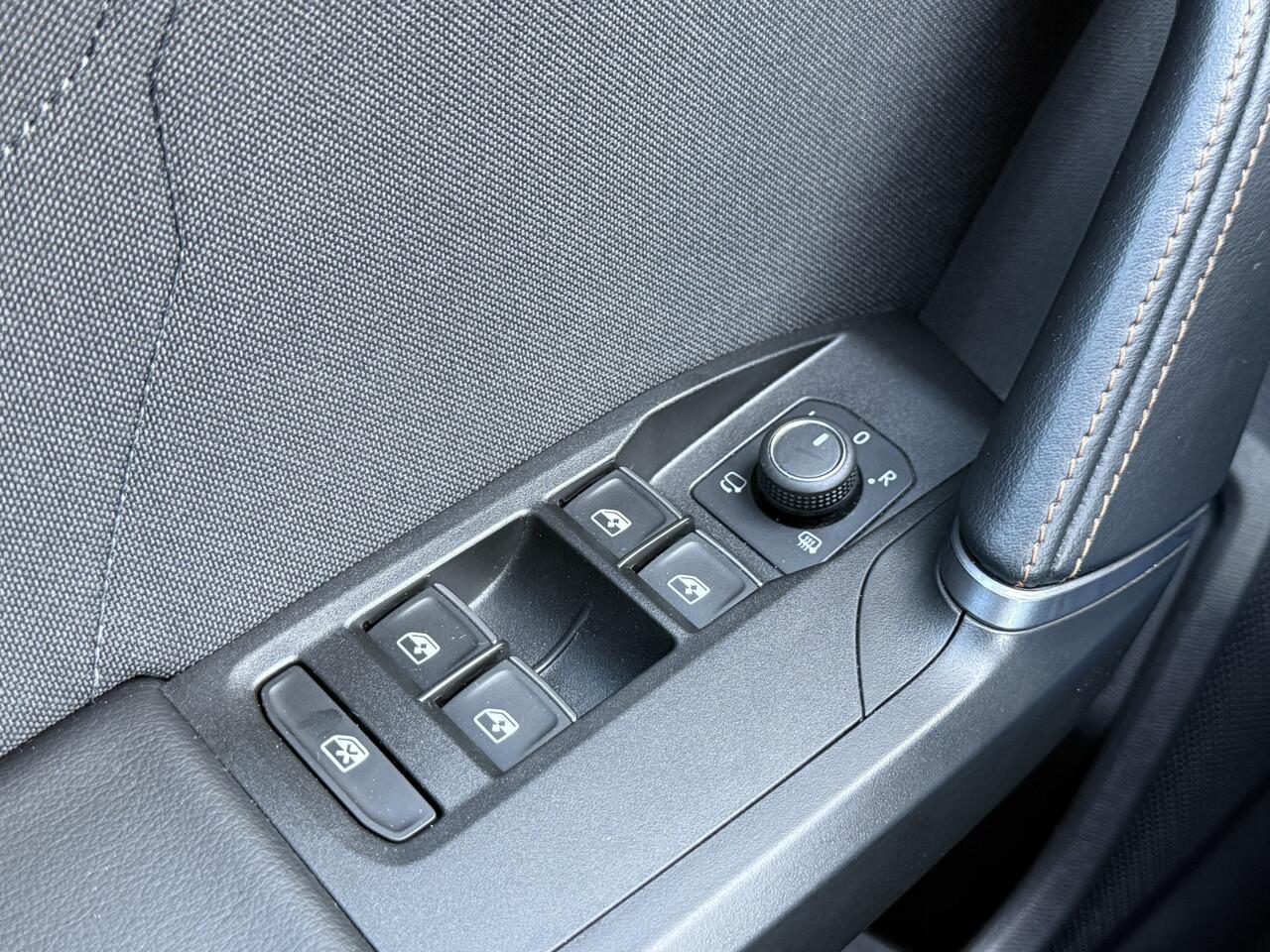 Cupra Formentor 1.4 e-Hybrid VZ Performance | CarPlay | Camera | ACC | LED | DAB+ | Keyless | 19 inch