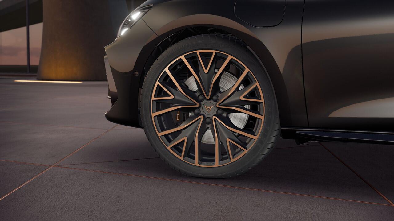 Cupra Leon 1.5 TSI e-Hybrid 272 6DSG VZ Performance | Achteruitrijcamera | Digitaal instrumentenpaneel (Virtual Cockpit) | Draadloze Apple CarPlay(TM), Android Auto(TM)