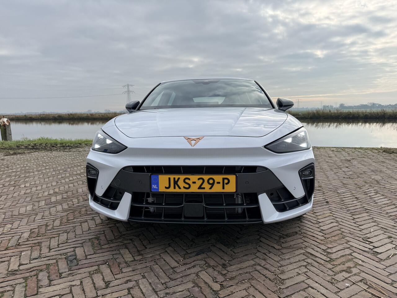 Cupra Leon 1.5 TSI e-Hybrid VZ 272 PK Extreme 200kW Full Hybrid Long Range 19" LM Volledige CUPRA fabrieksgarantie