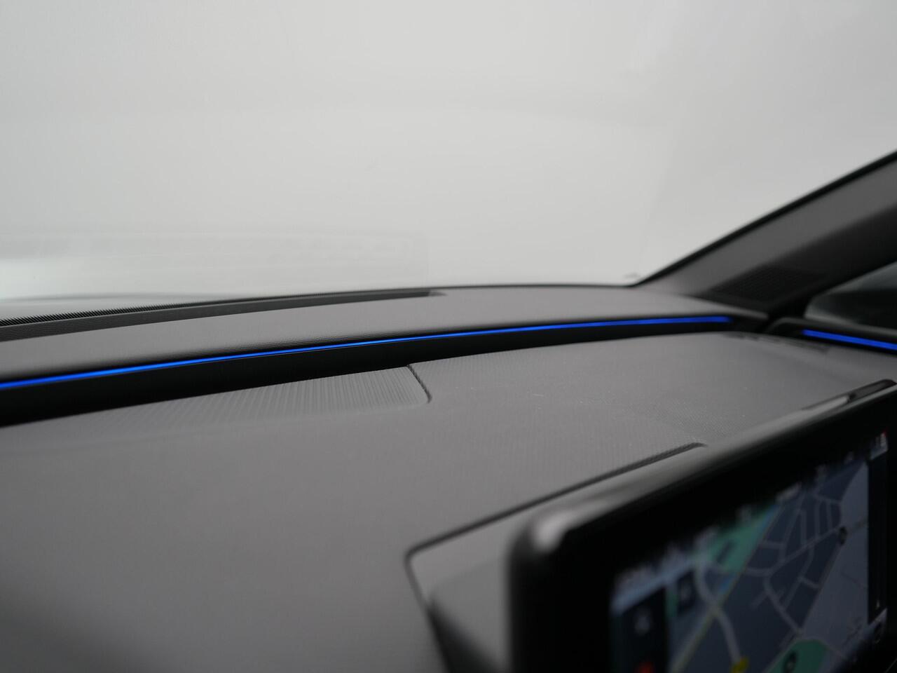 Cupra Leon 1.4 e-Hybrid VZ Plug In Hybrid 245pk Dealer O.H PHEV | Keyless | Cruise Control | Lederen Sportstoelen Verwarmd | Navigatie | Virtual | Front & Lane Assist | Sportstuur Verwarmd | Sfeerverlichting | DAB | 19"L.M |