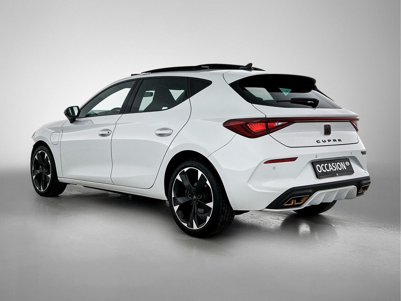 Cupra Leon 1.4 TSI eHybrid 204pk PHEV Adrenaline / Panoramadak / Safe & Driving XL / Full Link