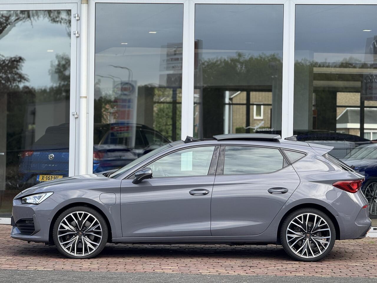 Cupra Leon 1.4 e-Hybrid VZ Performance | Pano | Keyless | Stuurverwarming