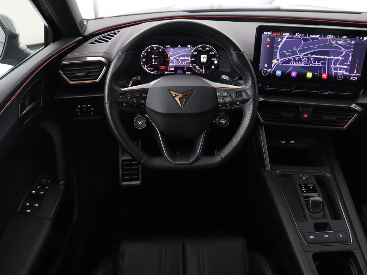 Cupra Leon 2.0 TSI Cup 4-DRIVE | 310pk | Trekhaak | Stoel & stuurverwarming | Carplay | Leder | Adaptive cruise | 19'' | CUP Sportstoelen | Navigatie | Full LED | Beats Pack | Keyless | Sfeerverlichting