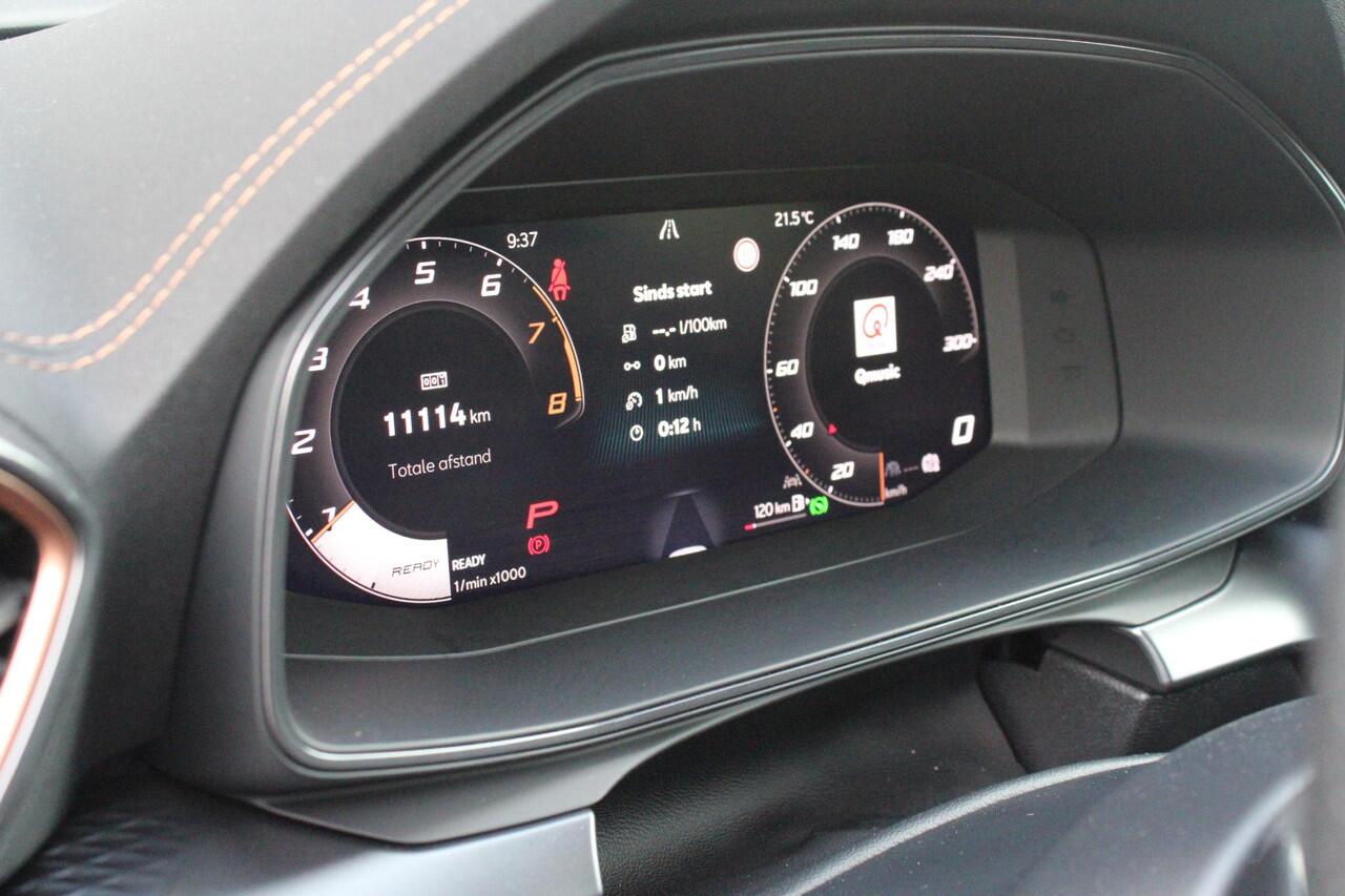 Cupra Leon 1.5 eTSI 150PK BUSINESS EDITION | LED MATRIX KOPLAMPEN | DRAADLOZE APPLE CARPLAY/ANDROID AUTO | NAVIGATIE | ACHTERUITRIJ CAMERA | 18" LICHTMETALEN VELGEN "GARBI" | DRAADLOZE TELEFOONLADER | STOEL/STUUR VERWARMING | 12,9" INFORTAINMENT SYSTEM | ZWARTE HEM