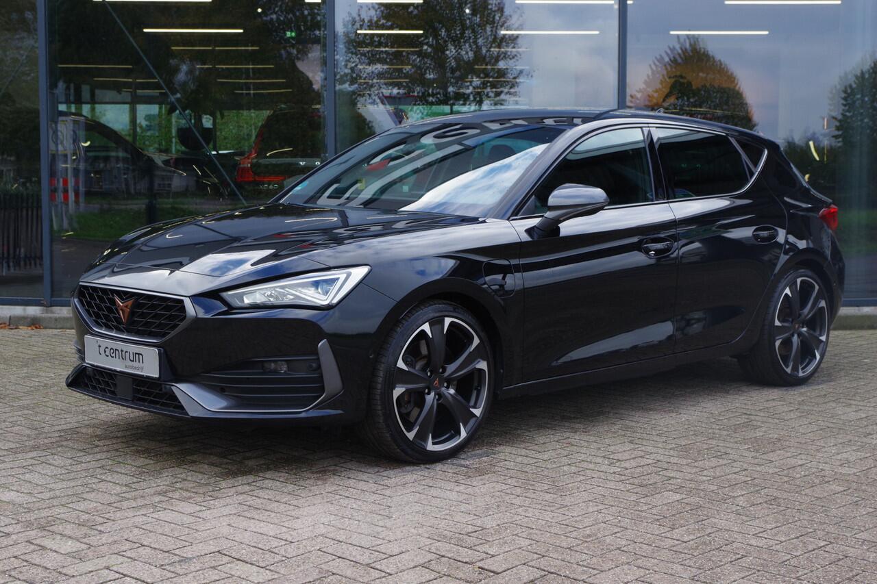 Cupra Leon 1.4 e-Hybrid 245 PK VZ Adrenaline PHEV, Stoelverwarming, Carplay, Camera