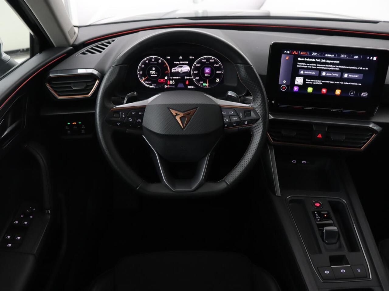 Cupra Leon 2.0 TSI | Stoelverwarming | Beats Pack | Carplay | Adaptive cruise | Memory | Sfeerverlichting | Stuurverwarming | Full LED | Sportstoelen