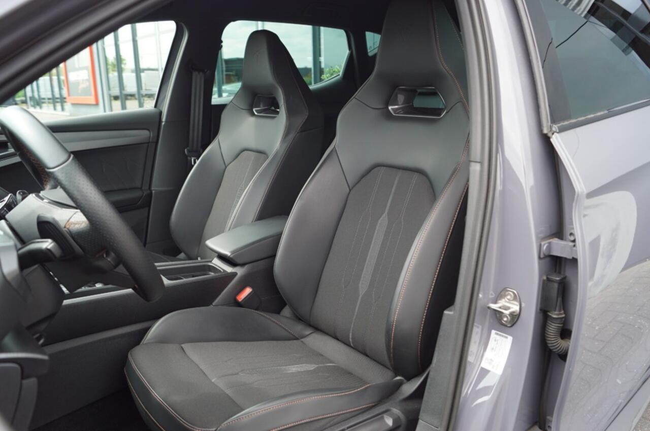 Cupra Leon 1.4 Hybrid 245pk VZ Performance / 19 LM /DCC /ACC / Camera