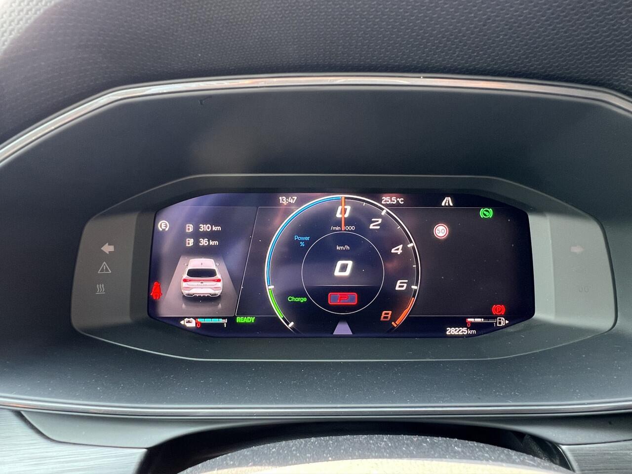 Cupra Leon 1.4 VZ Performance | Matte | Pano | Navi | PDC