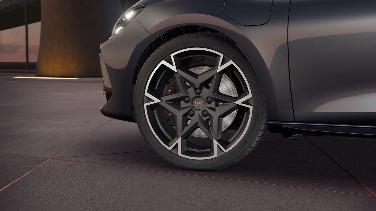 Cupra Leon 1.5 TSI e-Hybrid 272 6DSG VZ Performance | Achteruitrijcamera | Digitaal instrumentenpaneel (Virtual Cockpit) | Draadloze Apple CarPlay(TM), Android Auto(TM)