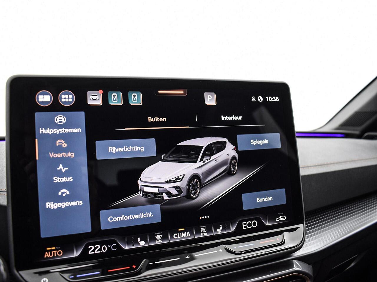 Cupra Leon 1.5 TSI 204pk DSG e-Hybrid VZ Performance · Panoramadak · Camera · Keyless · Dodehoek Detectie · Sennheiser Audio · Elek. Voorstoelen · Carbon Spiegelkappen · 19'' Inch · Garantie t/m 02-02-2030 of 100.000km