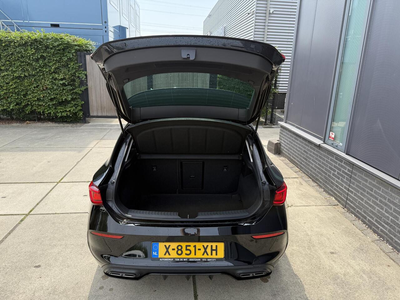 Cupra Leon 1.5 eTSI Business Edition | Full LED | Sfeer | Stoel/stuur verw. | Keyless entry / start | Carplay