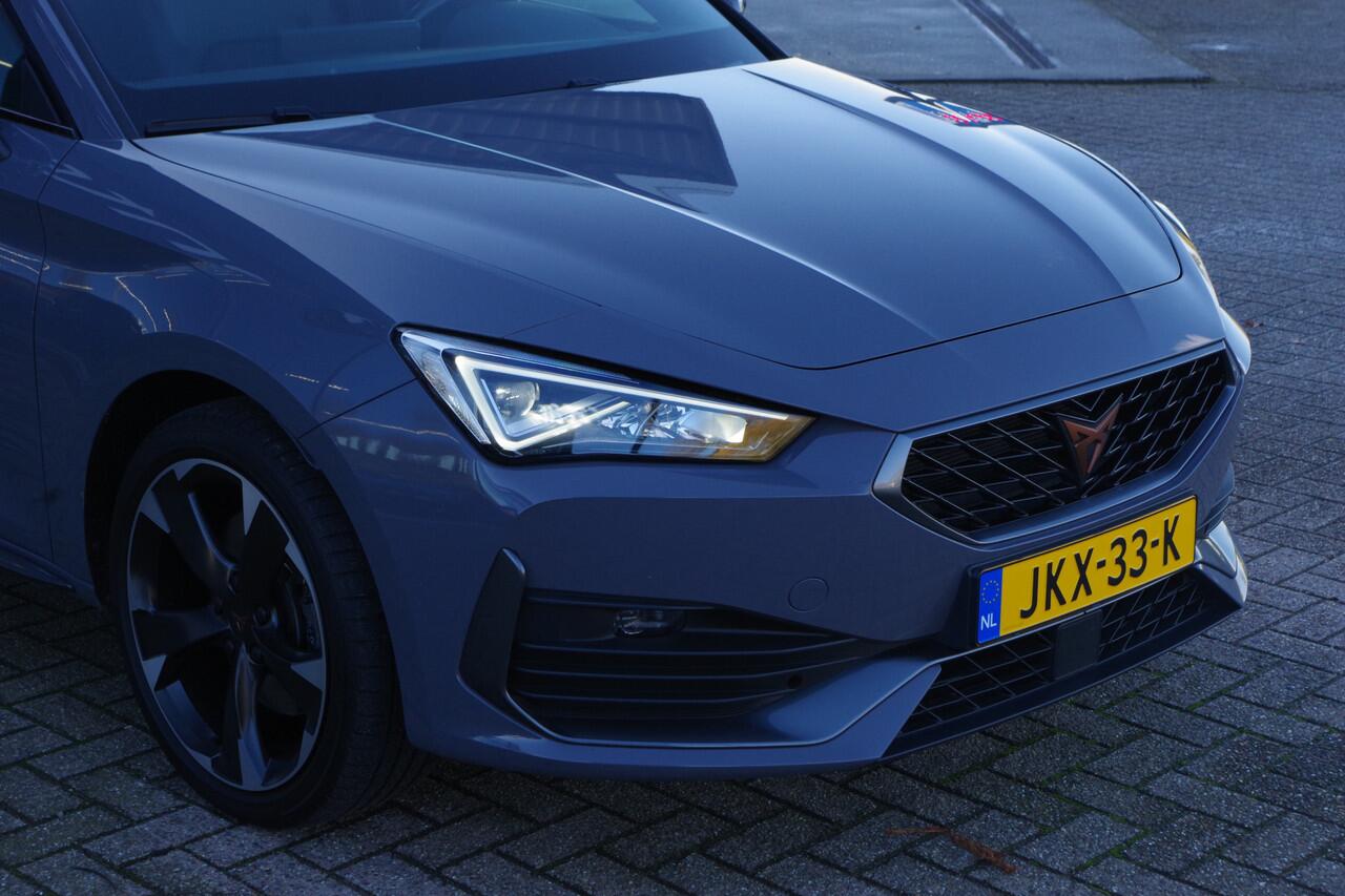 Cupra Leon 1.4 e-Hybrid 204 PK Performance PHEV, Panoramadak, Kuipstoelen, Adap. Cruise Control