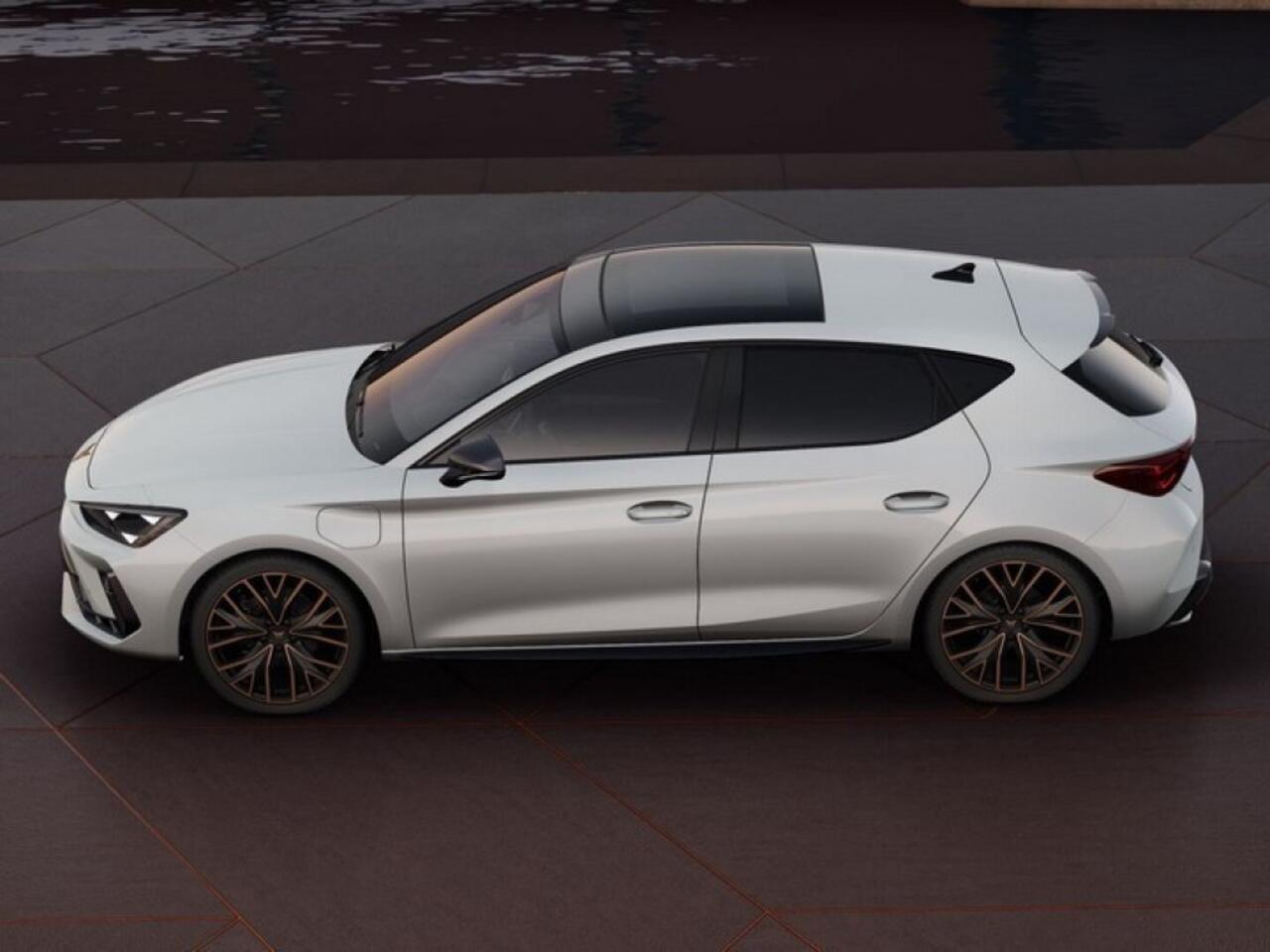 Cupra Leon 1.4 E-HYBRID Business Bestel met hoge korting!