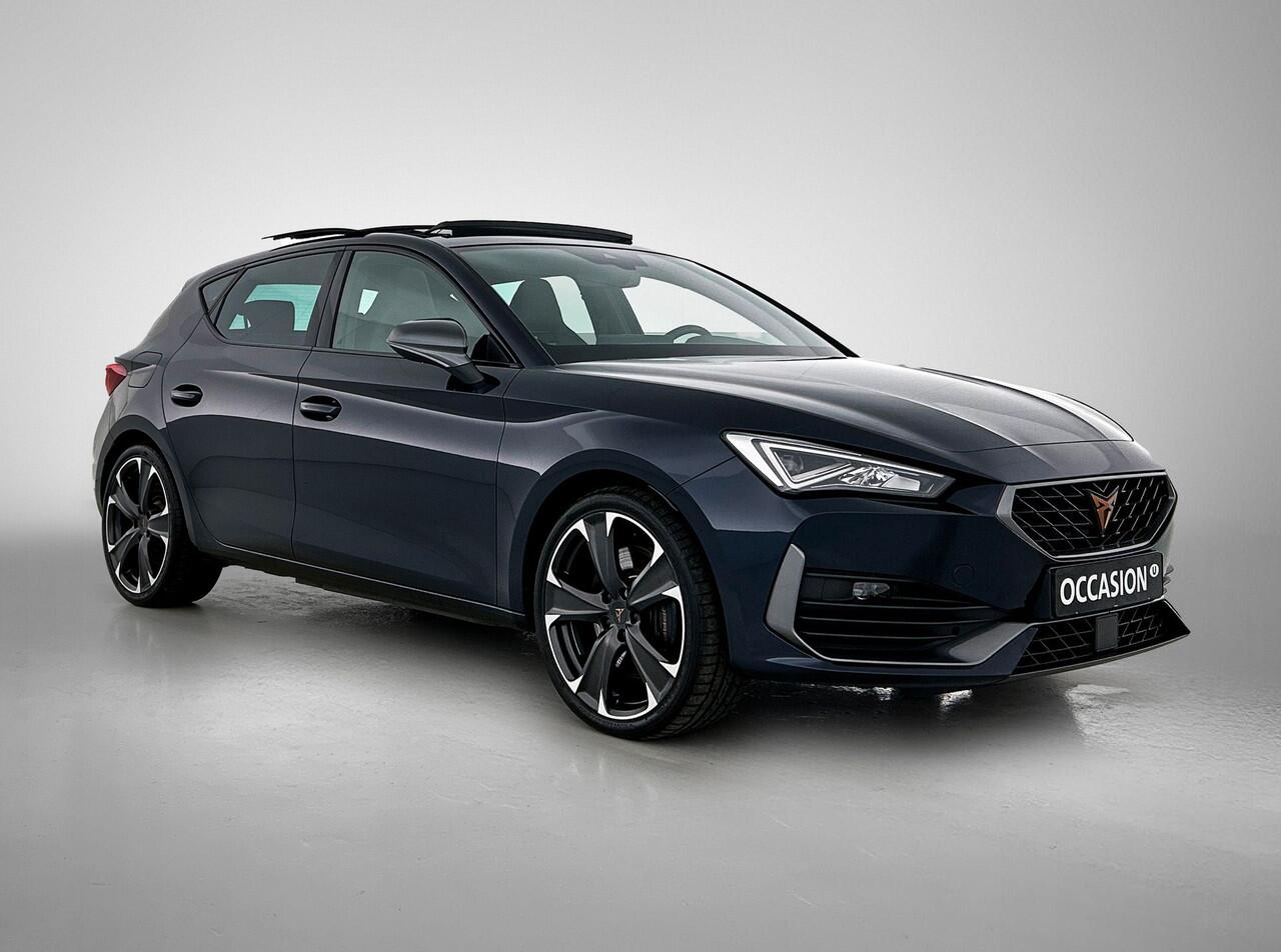 Cupra Leon 1.4 TSI eHybrid 245pk PHEV VZ Performance / Panoramadak / Navigatie / Keyless