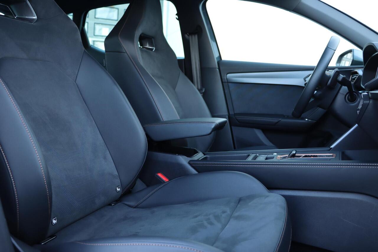 Cupra Leon 1.5 TSI e-Hybrid Business 204pk DSG6