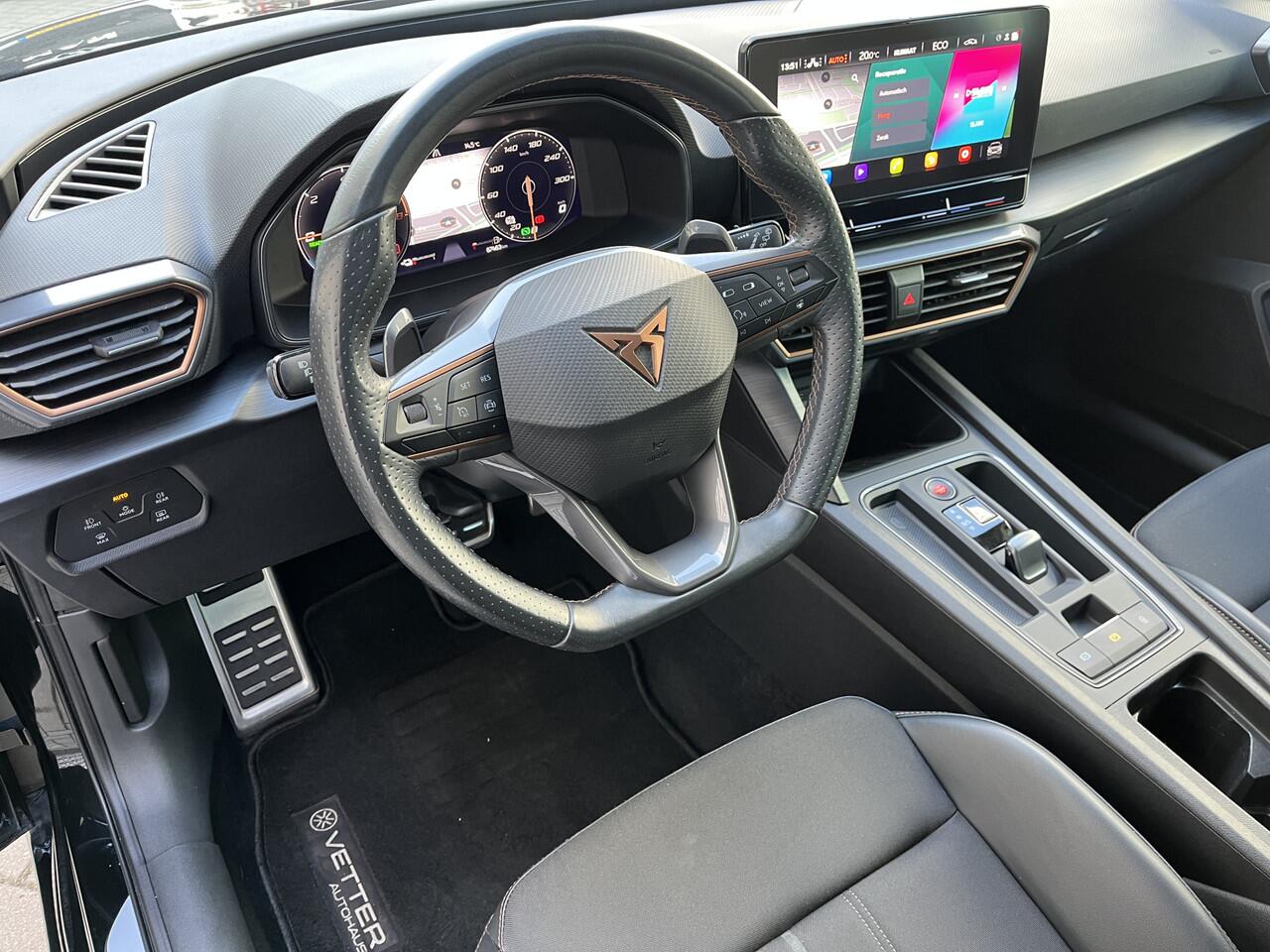 Cupra Leon 1.4 e-Hybrid 245PK VZ Performance / Achteruitrijcamera / Full-LED / Stuur + Stoelverwarming / Verwarmbare Voorruit / Keyless Entry-Go