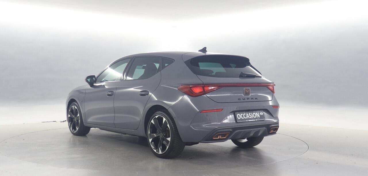 Cupra Leon 1.4 TSI eHybrid 204pk PHEV Adrenaline / Navigatie / Camera / Adaptive Cruise