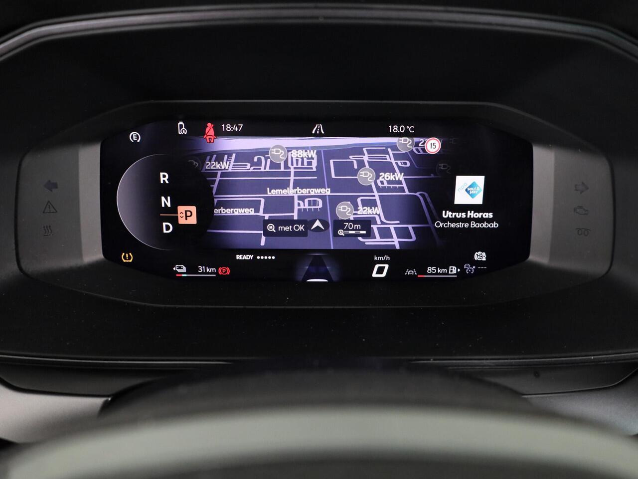 Cupra Leon 1.5 TSI e-Hybrid Business 204 pk Automaat (DSG) | Navigatie | Parkeersensoren (Park assist) | Achteruitrijcamera | Stoelverwarming | Adaptieve cruise control |