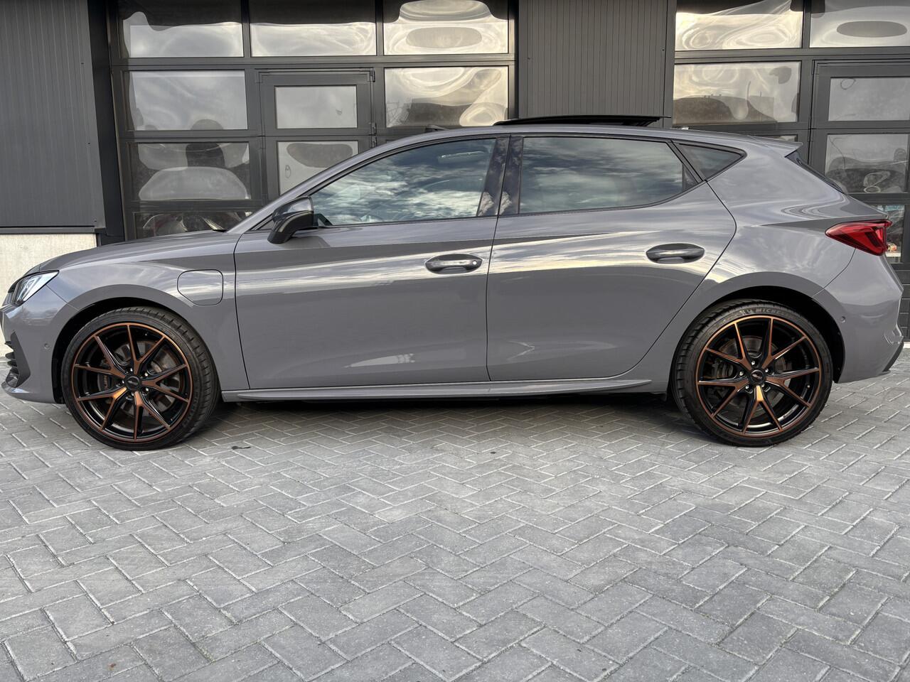 Cupra Leon 1.4 e-Hybrid VZ Pano