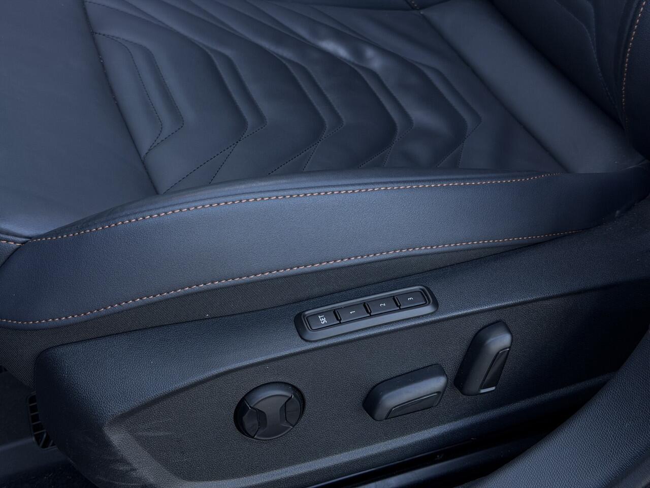 Cupra Leon 1.5 TSI e-Hybrid VZ Performance | 272 pk | Pano | Sennheister