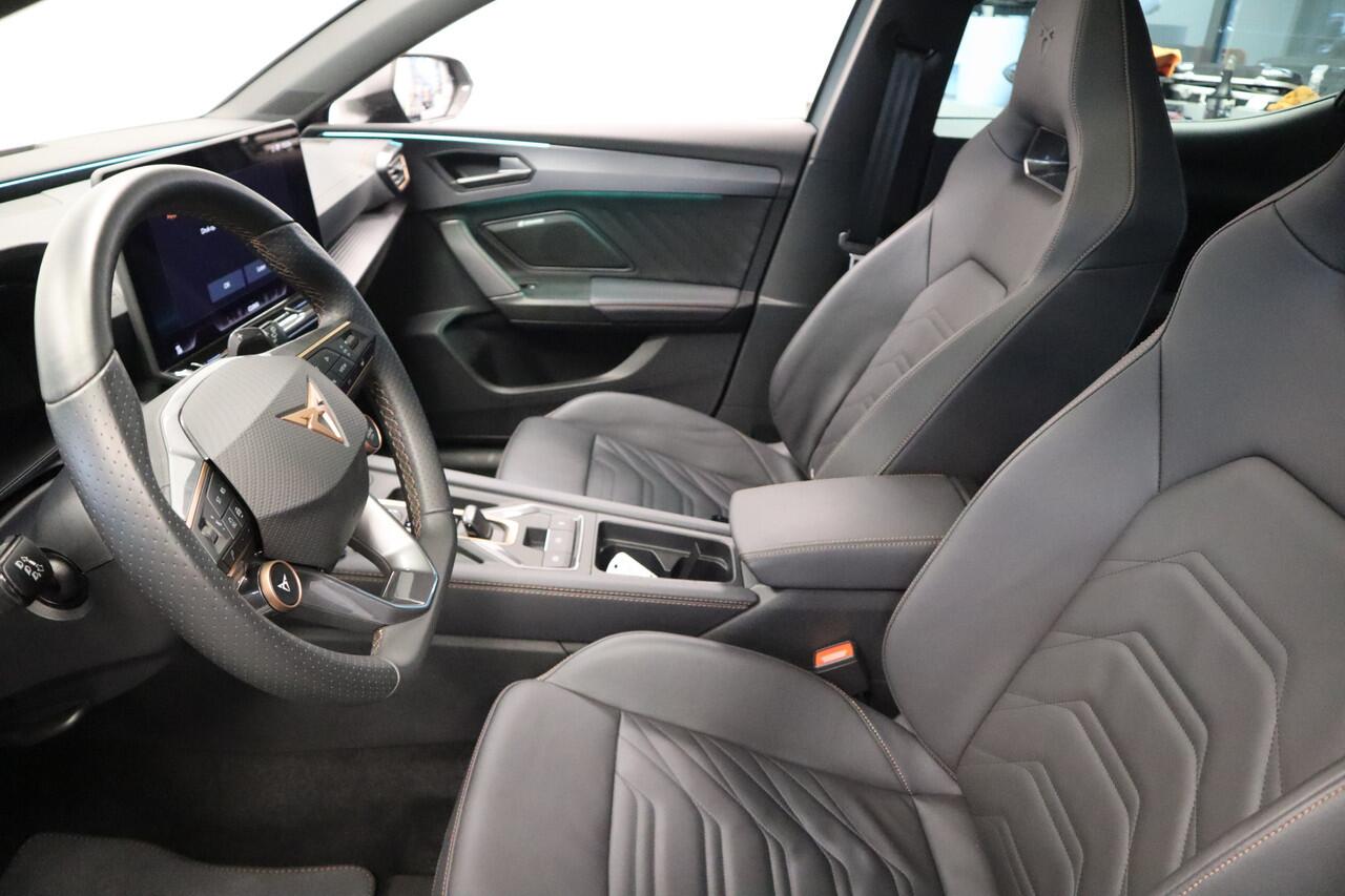 Cupra Leon 1.5 TSI e-Hybrid VZ Extreme Panoramadak Kuipstoelen Sennheiser 24 maanden garantie mogelijk (*vraag naar de voorwaarden)