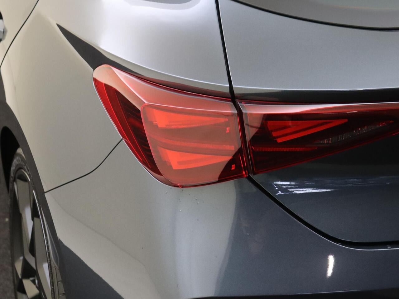 Cupra Leon 1.5 TSI e-Hybrid VZ Performance | Adaptieve demping | Dodehoek detectie | Cupra mode | Achteruitrijcamera | Stoel- en stuurwielverwarming | Keyless | Navigatie |