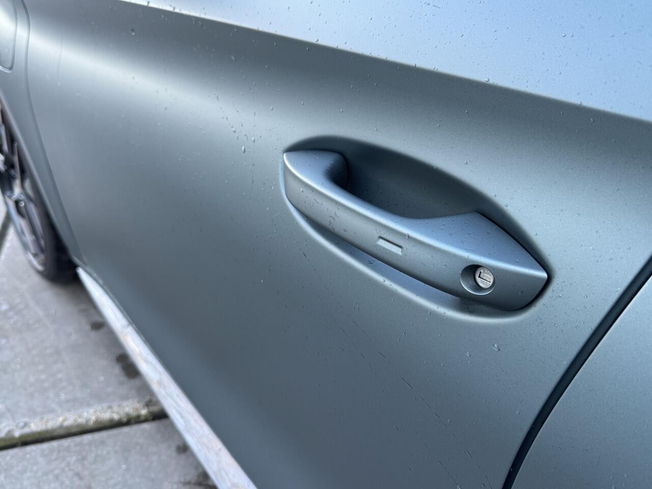 Cupra Leon 1.5 TSI e-Hybrid 272pk DSG VZ Extreme Panoramadak Schaalstoelen Sennheiser matte lak!