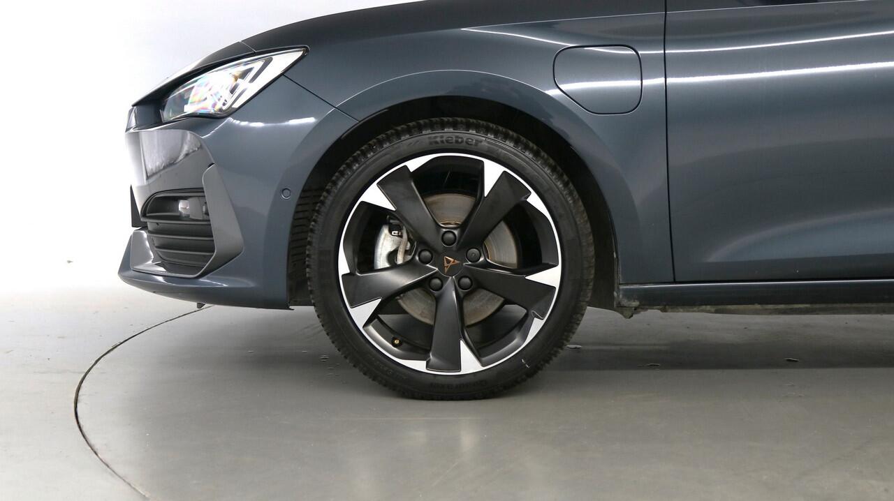 Cupra Leon 1.4 TSI eHybrid 204pk PHEV Adrenaline / Memory / Navigatie / Adaptive Cruise / Camera / Demonstratieauto