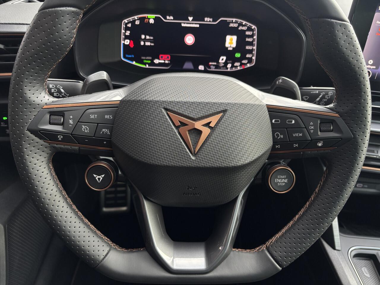 Cupra Leon 1.4 e-Hybrid VZ Pano