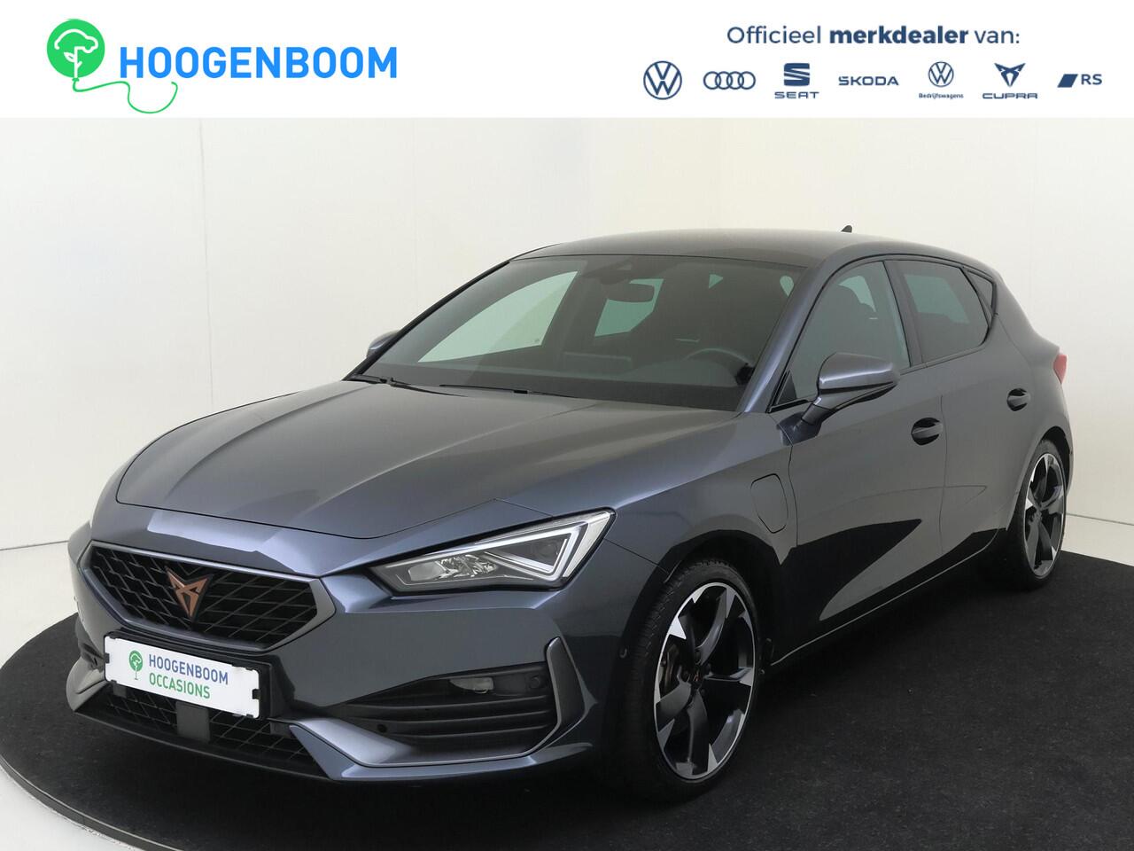 Cupra Leon 1.4 e-Hybrid VZ Business | Parkeerasisstent | Stoel- en stuurwielverwarming | Adaptieve demping | Keyless | Navigatie | Achteruitrijcamera | Sfeerverlichting |