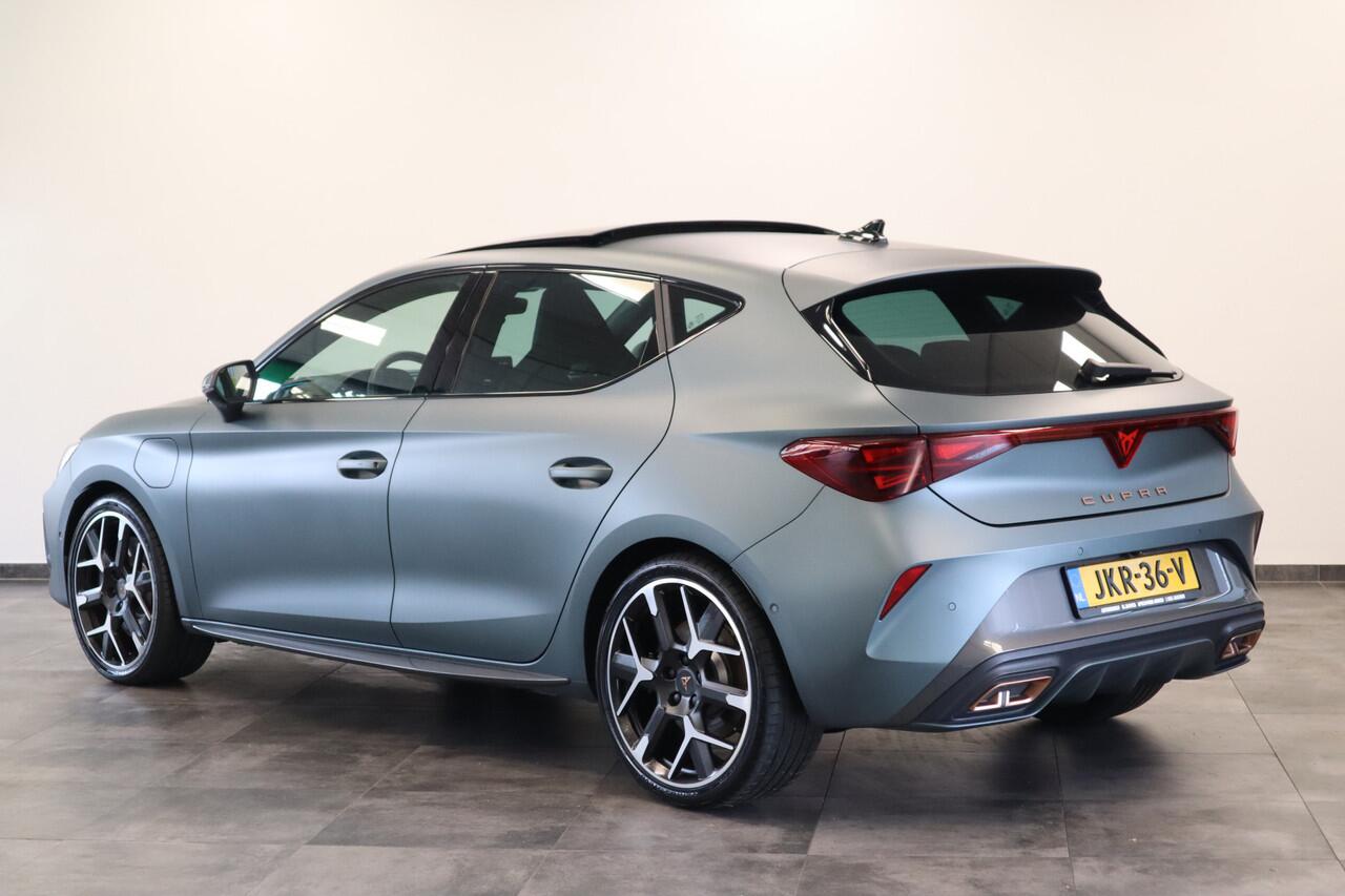 Cupra Leon 1.5 TSI e-Hybrid VZ Extreme Panoramadak Kuipstoelen Sennheiser 24 maanden garantie mogelijk (*vraag naar de voorwaarden)