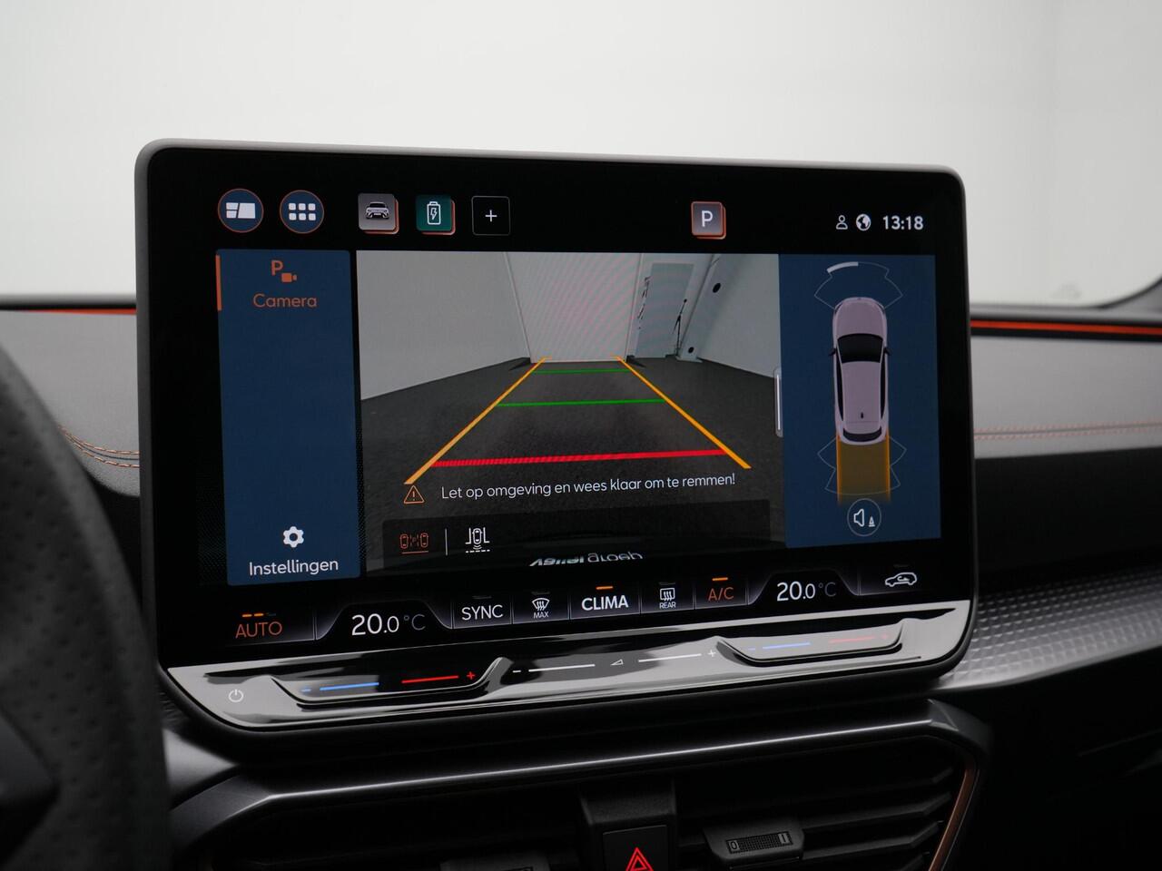 Cupra Leon 1.5 TSI 204 pk DSG e-Hybrid Business | Achteruitrijcamera | Navigatie | Adaptive Cruise | Keyless