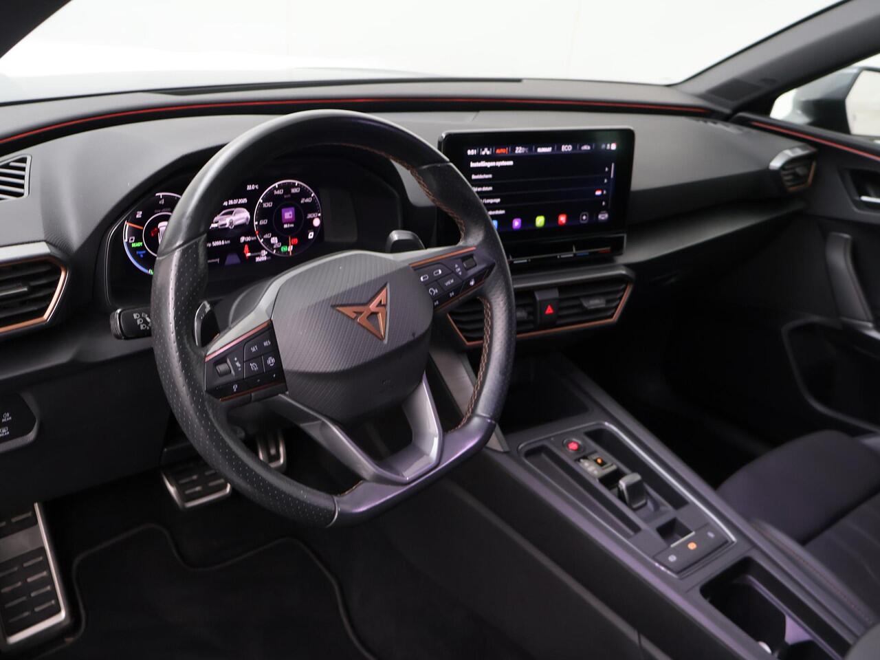 Cupra Leon Sportstourer 1.4 e-Hybrid VZ Business 245 PK | SoH 100% | Navigatie | Camera | Stoelverwarming | Adaptive Cruise Controle | Virtual Cockpit |