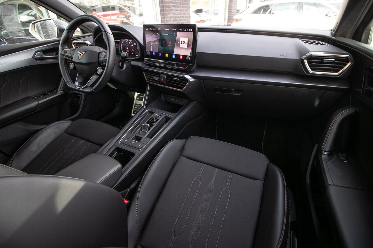 Cupra Leon Sportstourer 1.4 e-Hybrid VZ Performance Limited | Adapt Cruise | 19" Lmv | Elek achterklep