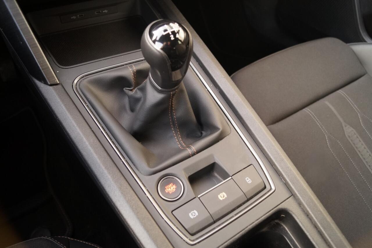 Cupra Leon Sportstourer ST 1.5 TSI 150pk Business Edition -LED-DIGI-ECC-